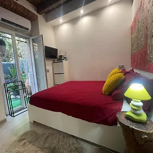 Appartamento Chiesa Rossa-loft And Apartments-navigli, Milano